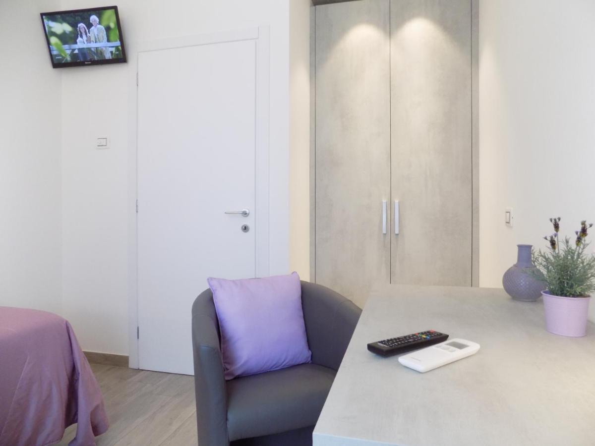 Millyholidays - Apartment Lilla - Center - Nearby Beach - Private Garden - Spa Pool 巴多利诺 外观 照片