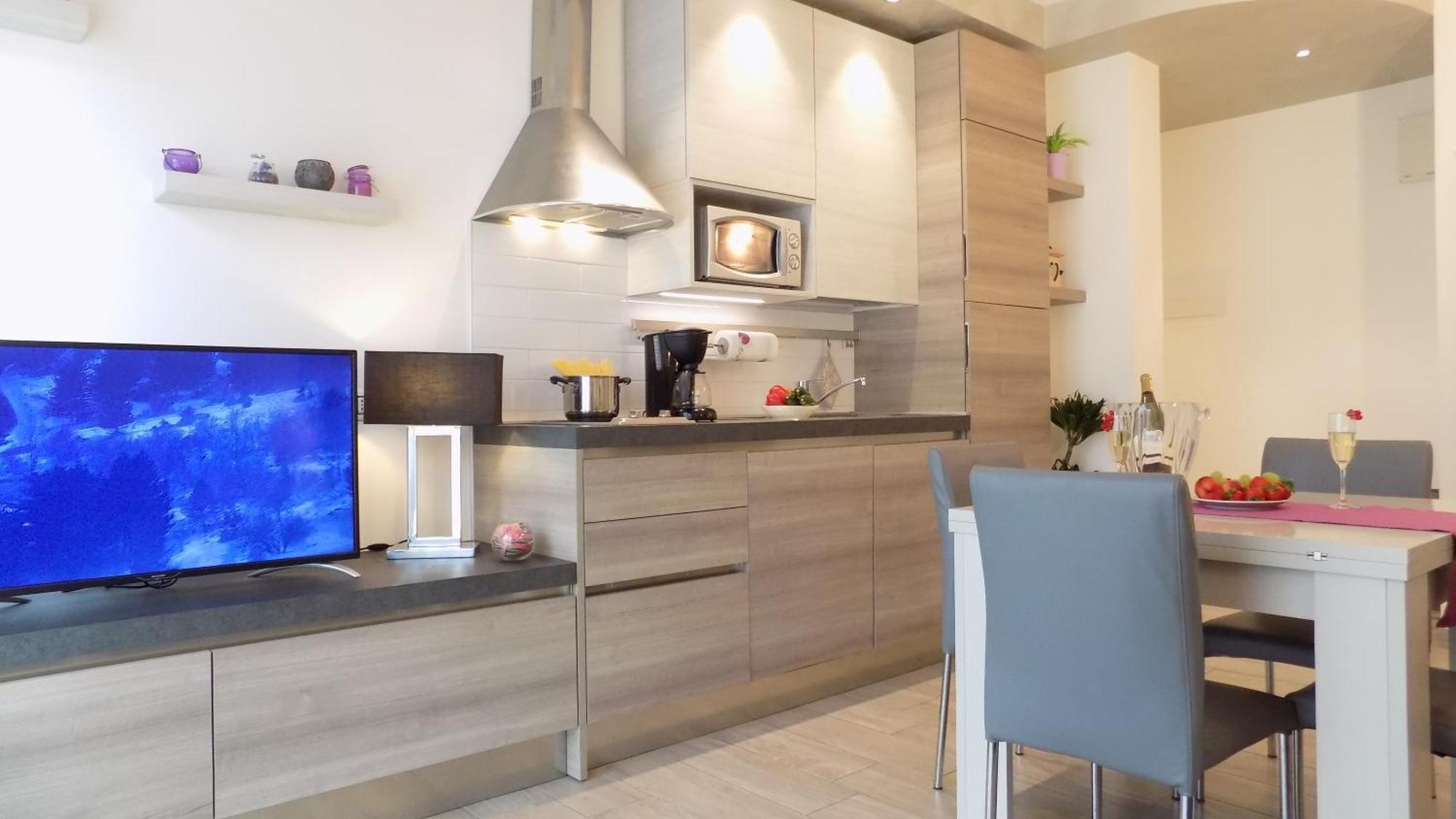 Millyholidays - Apartment Lilla - Center - Nearby Beach - Private Garden - Spa Pool 巴多利诺 外观 照片